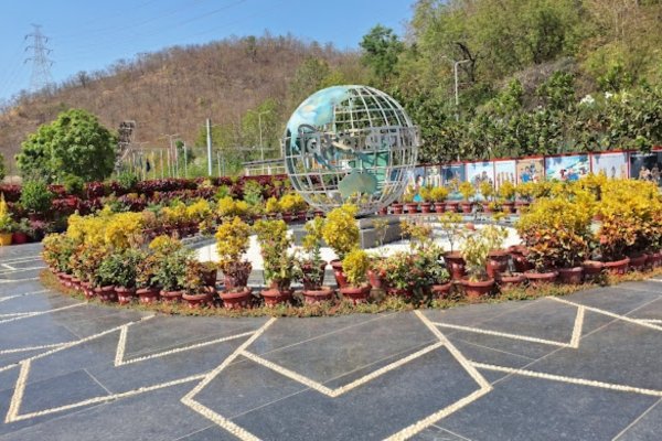 Place to Visit near statue of unity