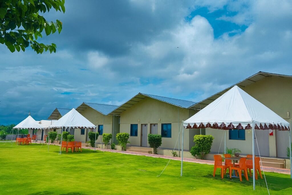 Resort Near Statue Of Unity Kevadia
